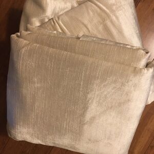 Quince Velvet Luster Champagne Curtain set